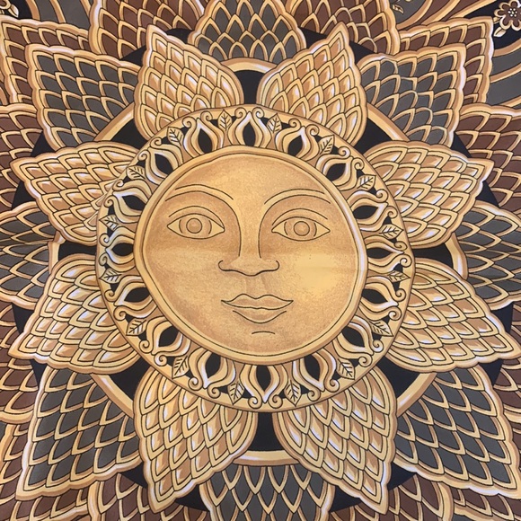 Sun and stars crochetta Scarf made in Florence Italy 100% polyester 34.5 X 34.5 - Picture 3 of 16